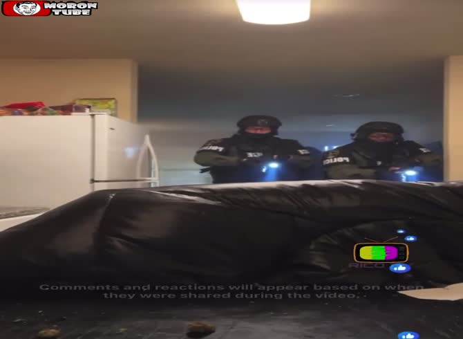 Video :Police arrive after a drug dealer records his hiding place